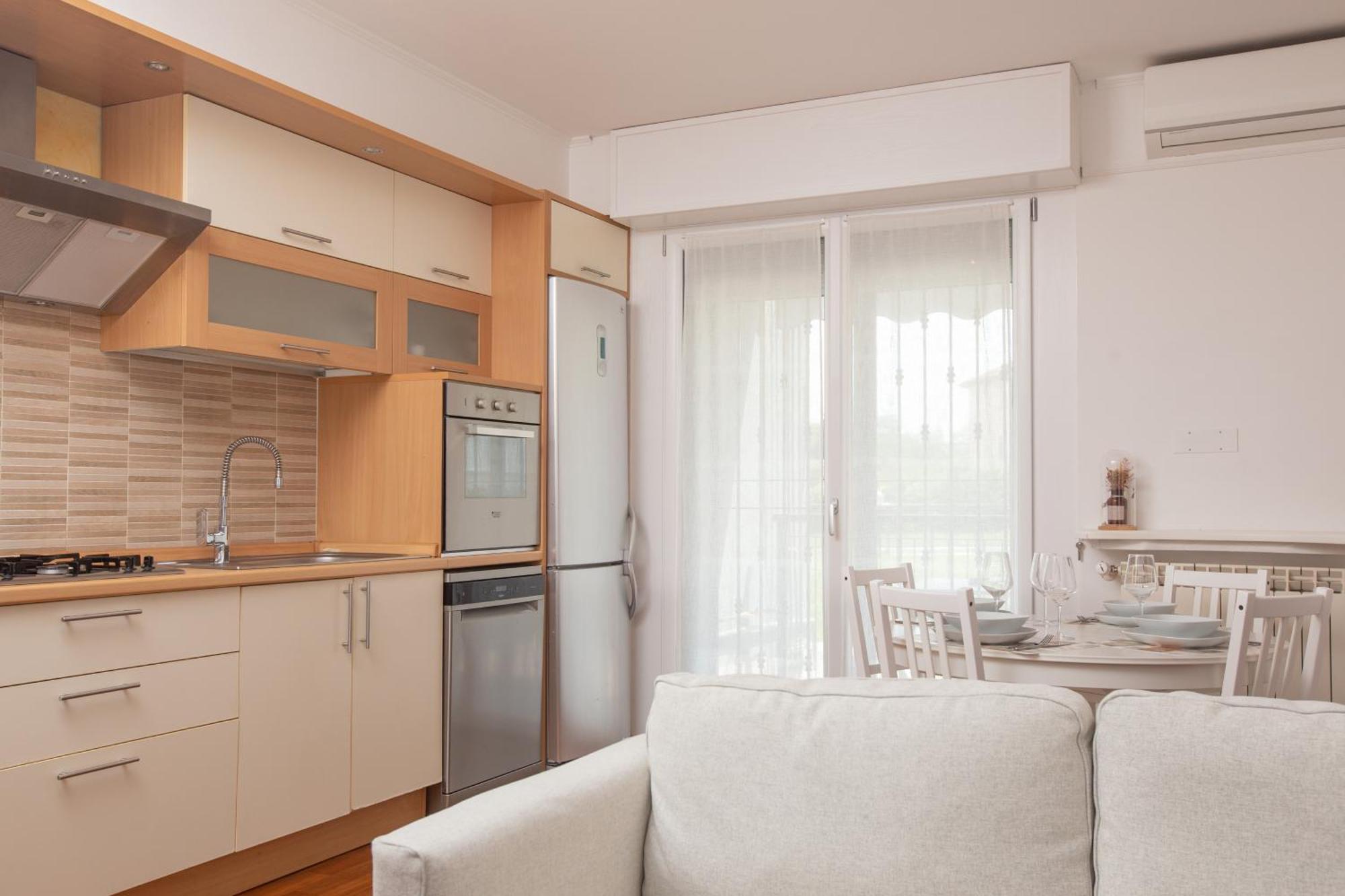 Kandinski Apartment - With Pool Settimo Milanese Bagian luar foto